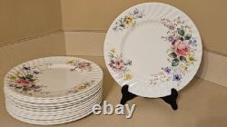 Royal Doulton Arcadia H4802 Bone China Dinner Tea Set Made in England 71 Pieces