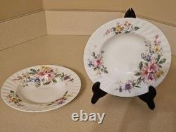 Royal Doulton Arcadia H4802 Bone China Dinner Tea Set Made in England 71 Pieces