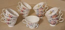 Royal Doulton Arcadia H4802 Bone China Dinner Tea Set Made in England 71 Pieces