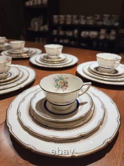 Royal Doulton Ascot Floral Gold Bone China 8 Place 40Piece Tea Set MINT