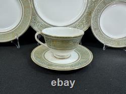 Royal Doulton Bone China(Set of 4)Renaissanc5 PIECE PLACE SETTINGH4972