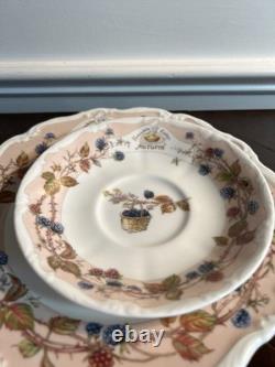Royal Doulton Brambly Hedge China 4 Seasons Calendar Plate, Tea Cup & Saucer