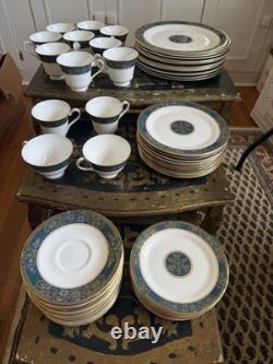 Royal Doulton Carlyle Bone China Dinnerware 12 Place Settings + Extras