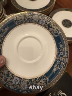 Royal Doulton Carlyle Bone China Dinnerware 12 Place Settings + Extras