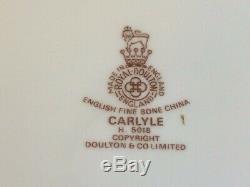 Royal Doulton Carlyle bone China England 6 pc place setting