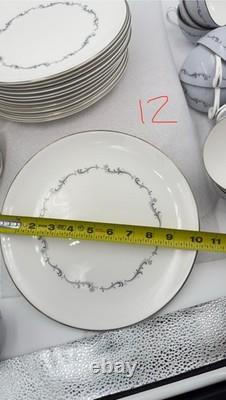 Royal Doulton Coronet Bone China Dinnerware Set 12 Place Settings H4947