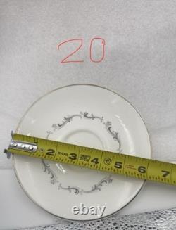 Royal Doulton Coronet Bone China Dinnerware Set 12 Place Settings H4947