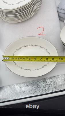 Royal Doulton Coronet Bone China Dinnerware Set 12 Place Settings H4947