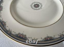 Royal Doulton English Bone China Albany H5121 Dinnerware 20Pcs. 4Place Settings