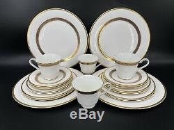 Royal Doulton Harlow 5 Pieces Place Setting x 4 Bone China England 20 Pieces