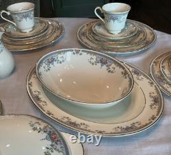 Royal Doulton Juliet Fine English Bone China, 9 Dinner 5 Pc Set plus serving pcs