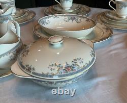 Royal Doulton Juliet Fine English Bone China, 9 Dinner 5 Pc Set plus serving pcs