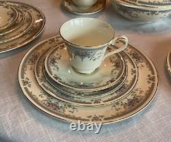 Royal Doulton Juliet Fine English Bone China, 9 Dinner 5 Pc Set plus serving pcs
