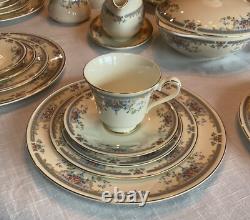 Royal Doulton Juliet Fine English Bone China, 9 Dinner 5 Pc Set plus serving pcs