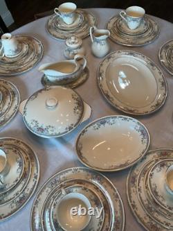 Royal Doulton Juliet Fine English Bone China, 9 Dinner 5 Pc Set plus serving pcs