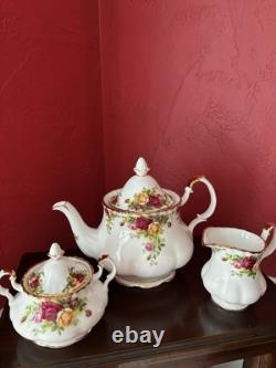 Royal Doulton Old Country Roses 3 Piece Bone China Tea Set Mint in Box