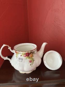 Royal Doulton Old Country Roses 3 Piece Bone China Tea Set Mint in Box