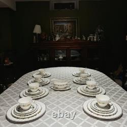 Royal Doulton Piedmont H4967 41pc Bone China Dinnerware Set for 8 England