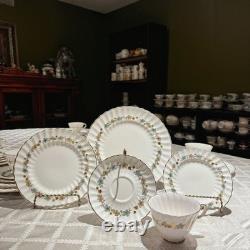 Royal Doulton Piedmont H4967 41pc Bone China Dinnerware Set for 8 England