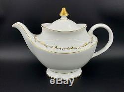 Royal Doulton Rondo Teapot Creamer Sugar Set Bone China England Tea Set 3 Pieces