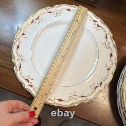 Royal Doulton STRASBOURG WHITE/GOLD/WINE Bone China Set Serves 6 England 32 P