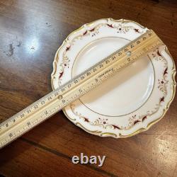 Royal Doulton STRASBOURG WHITE/GOLD/WINE Bone China Set Serves 6 England 32 P