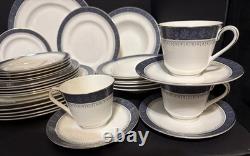 Royal Doulton Sherbrooke H5009 Fine China 36pcs 6 pc place setting service for 6