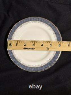 Royal Doulton Sherbrooke H5009 Fine China 36pcs 6 pc place setting service for 6
