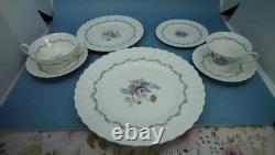 Royal Doulton THE CHELSEA ROSE Pattern Set 83 Pieces, 11