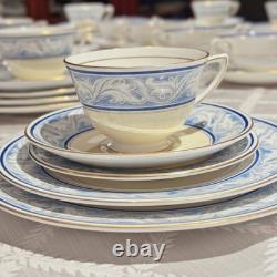 Royal Doulton Tewkesbury Bone China 57pc Set for 9 with Cream Soup Bowls England