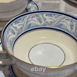 Royal Doulton Tewkesbury Bone China 57pc Set for 9 with Cream Soup Bowls England