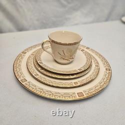 Royal Doulton White Nile Fine China Tableware Set 38 PCS VTG Made In England 70s