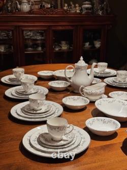Royal Grafton Royal Garden Bone China 54pc Full Service 8 Place MINT England