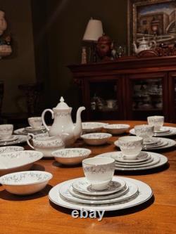 Royal Grafton Royal Garden Bone China 54pc Full Service 8 Place MINT England