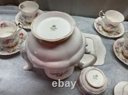 Royal Standard Fine Bone China England Tea Pot, 4 C&S, Tray And S. &C. Set