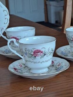 Royal Standard Fine China Pink & Blue Floral Design 20 Piece Dinnerware Grouping