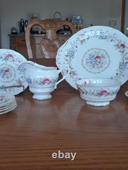 Royal Standard Fine China Pink & Blue Floral Design 20 Piece Dinnerware Grouping