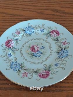Royal Standard Fine China Pink & Blue Floral Design 20 Piece Dinnerware Grouping