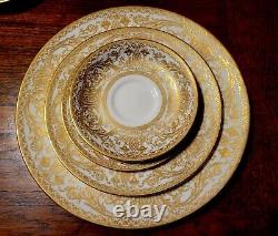 Royal Worcester 60 Pc 12 Set Embassy Gold Encrusted Dinner Plates Cups & Saucers