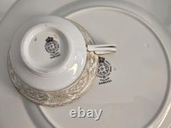 Royal Worcester Embassy White Gold 36pc Dinnerware Set Service for 6 England