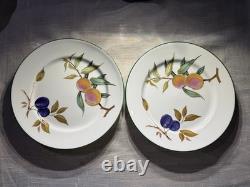 Royal Worcester Evesham Vale 12-Piece Porcelain Dinnerware Set Green Rim MINT