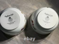 Royal Worcester Evesham Vale 12-Piece Porcelain Dinnerware Set Green Rim MINT