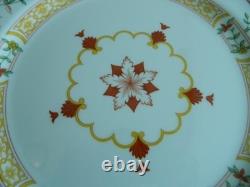 Royal Worcester Fine Bone China Chamberlain Dinner Set for (8) with4 Serving Dishe