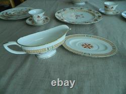 Royal Worcester Fine Bone China Chamberlain Dinner Set for (8) with4 Serving Dishe
