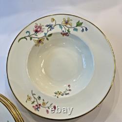 Royal Worcester Hampton Court 8 rim soup bowls Set of 6 bone china England