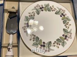 Royal Worcester Lavinia Bone China Cake Plate & Server Set WithBox England Vintage