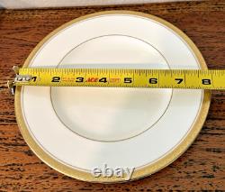 Royal Worchester England Bone China Dessert Plates 24k Gold Trim, set of 8