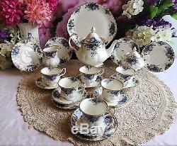 Royal albert Moonlight rose bone china England Tea set for 6, 1st quality