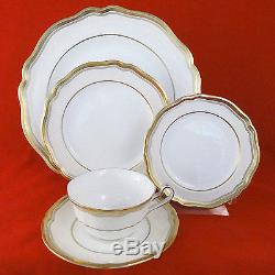 STRATFORD by Spode 5 Piece Place Setting BONE CHINA NEW NEVER USED made England