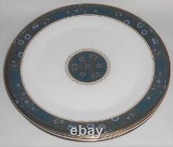 Set (4) Royal Doulton CARLYLE PATTERN Bone China Dinner Plates MADE IN ENGLAND